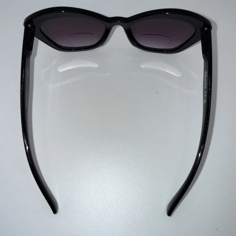 LA DEESSE Luxury Genuine Sunglass Readers +2.00 Exclusive Black Oversized CatEye
